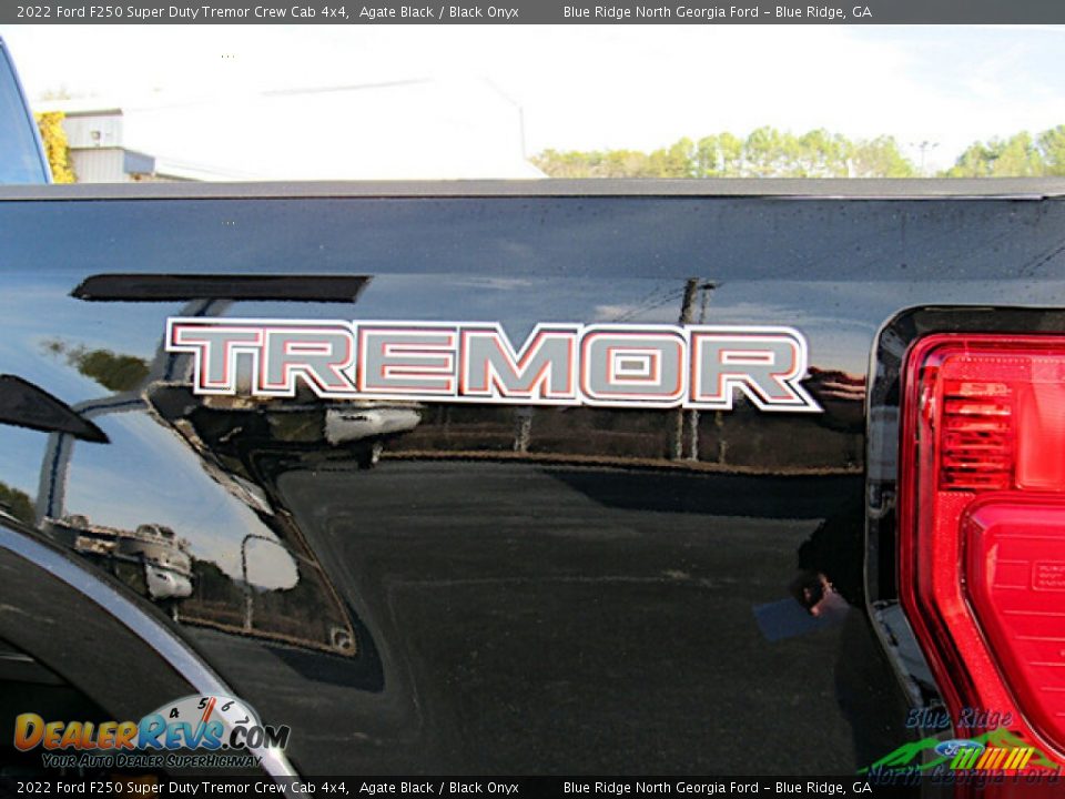 2022 Ford F250 Super Duty Tremor Crew Cab 4x4 Logo Photo #32