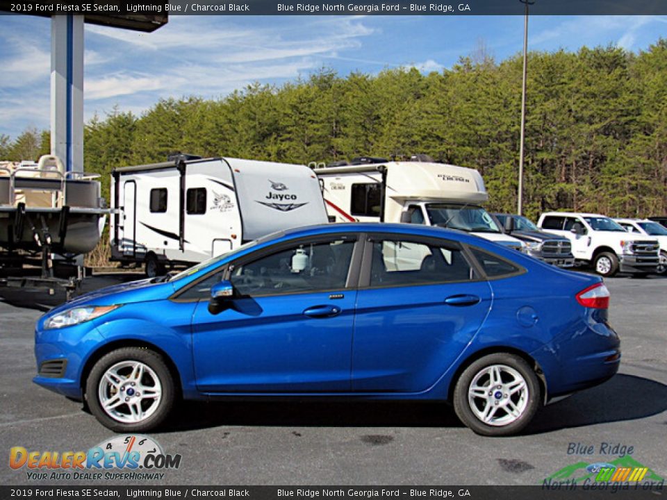 2019 Ford Fiesta SE Sedan Lightning Blue / Charcoal Black Photo #2