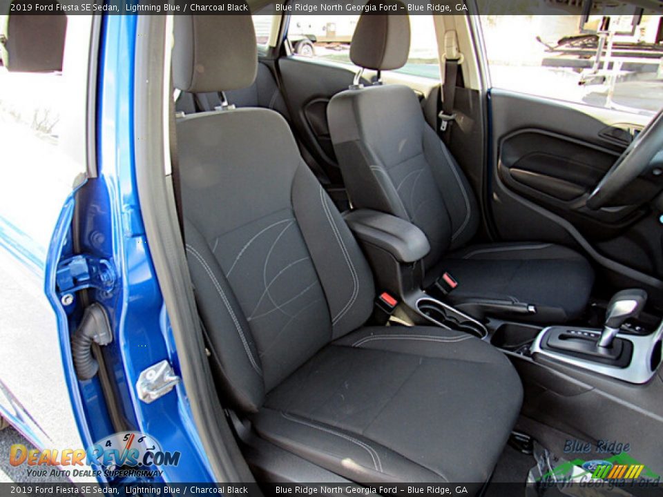 2019 Ford Fiesta SE Sedan Lightning Blue / Charcoal Black Photo #12