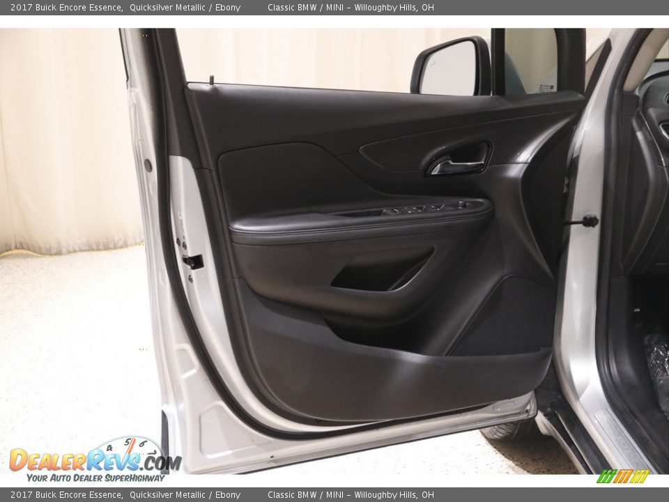 Door Panel of 2017 Buick Encore Essence Photo #4