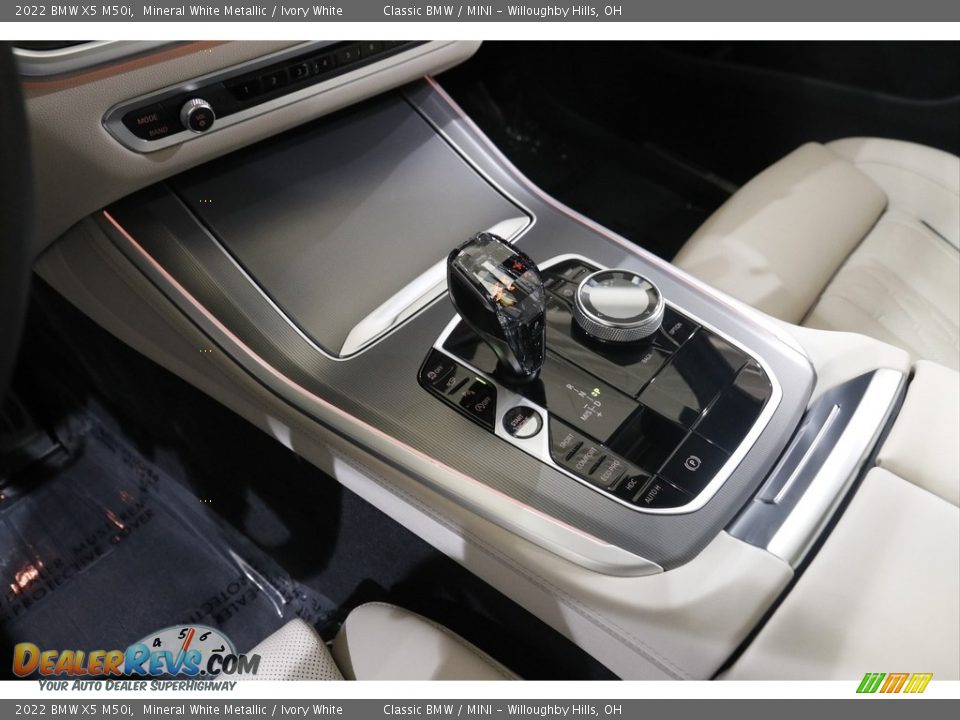 2022 BMW X5 M50i Shifter Photo #18