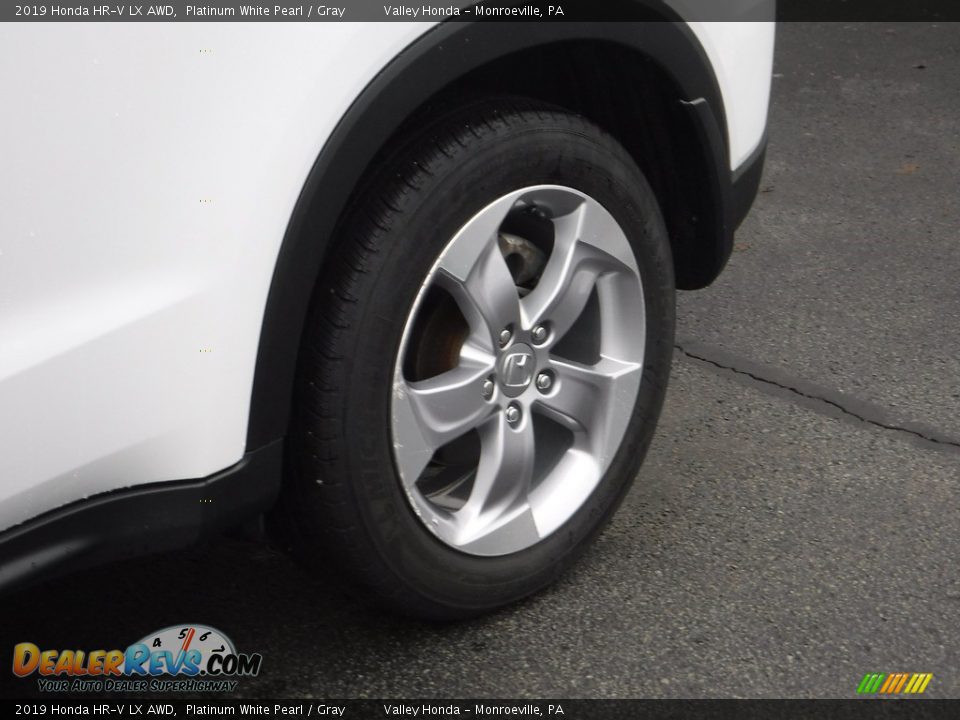 2019 Honda HR-V LX AWD Platinum White Pearl / Gray Photo #3