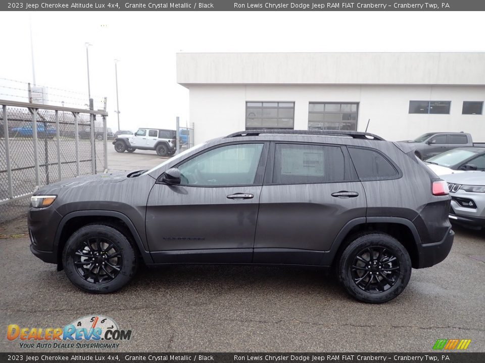 2023 Jeep Cherokee Altitude Lux 4x4 Granite Crystal Metallic / Black Photo #2