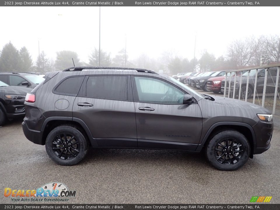 2023 Jeep Cherokee Altitude Lux 4x4 Granite Crystal Metallic / Black Photo #6