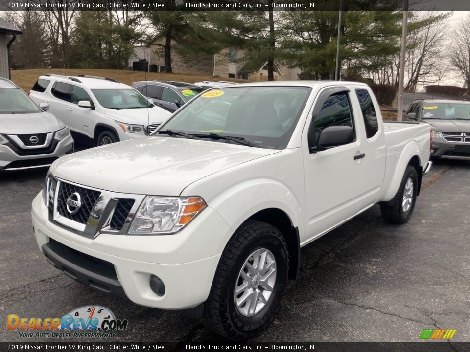 2019 Nissan Frontier SV King Cab Glacier White / Steel Photo #2