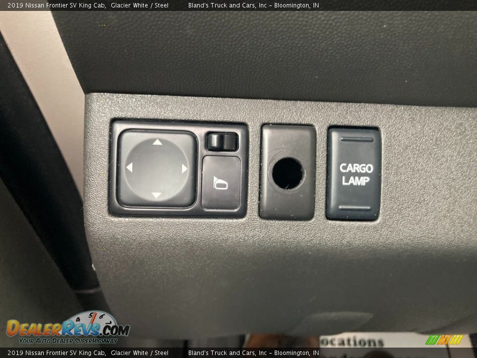 2019 Nissan Frontier SV King Cab Glacier White / Steel Photo #21