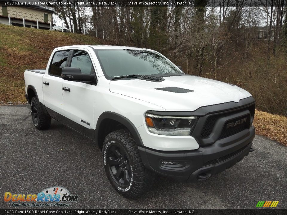 Front 3/4 View of 2023 Ram 1500 Rebel Crew Cab 4x4 Photo #4