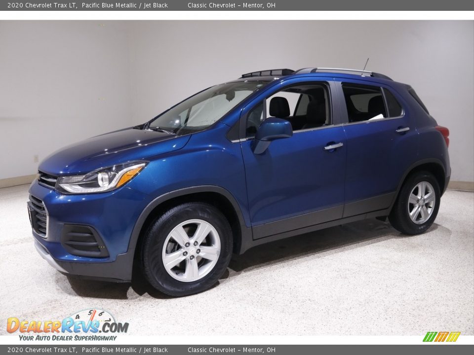 2020 Chevrolet Trax LT Pacific Blue Metallic / Jet Black Photo #3