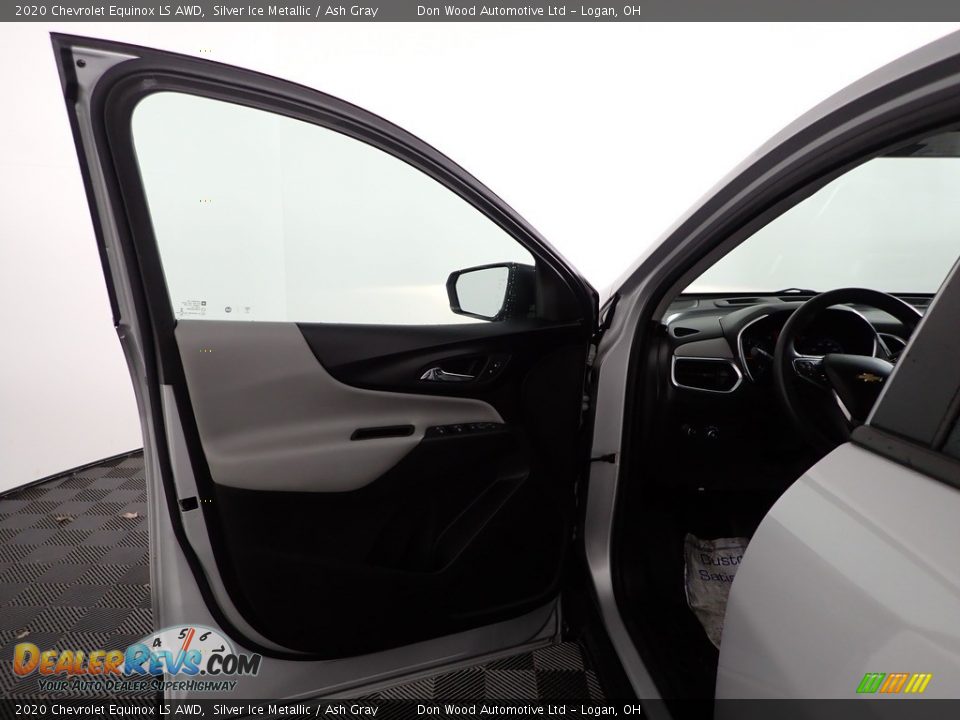 2020 Chevrolet Equinox LS AWD Silver Ice Metallic / Ash Gray Photo #11