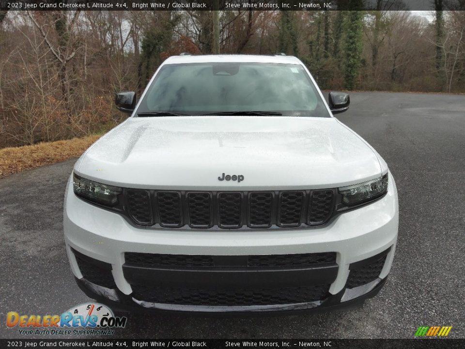 2023 Jeep Grand Cherokee L Altitude 4x4 Bright White / Global Black Photo #3