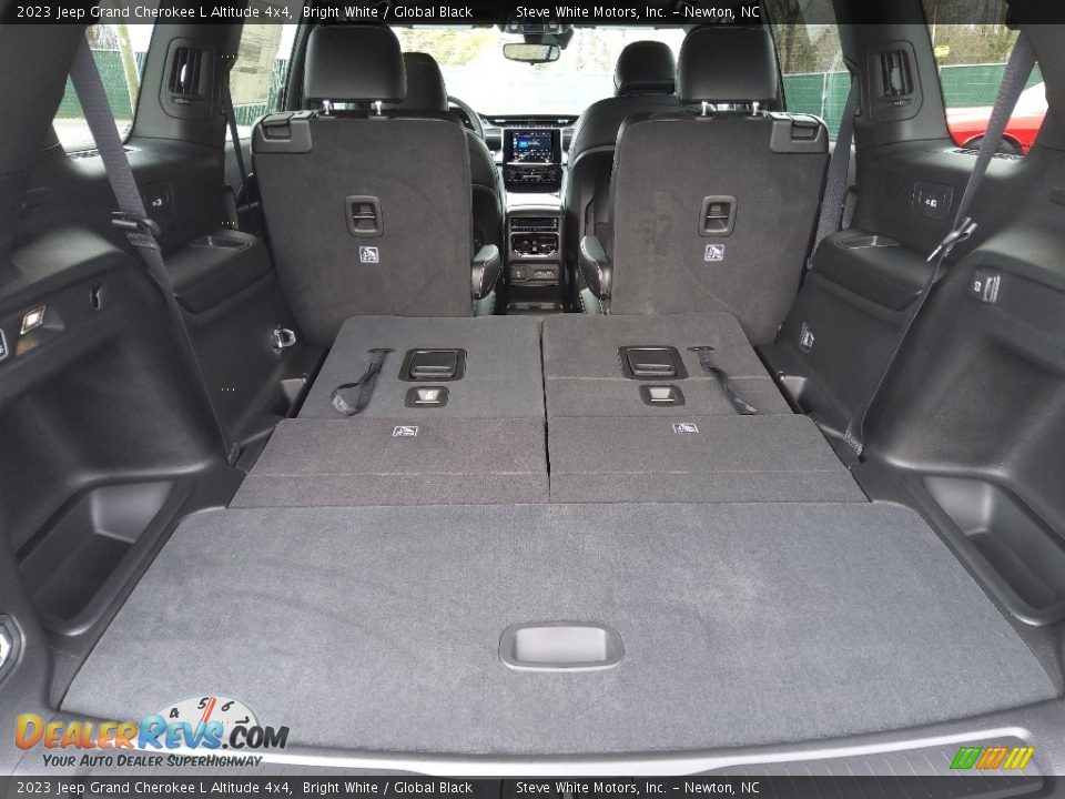 2023 Jeep Grand Cherokee L Altitude 4x4 Trunk Photo #16