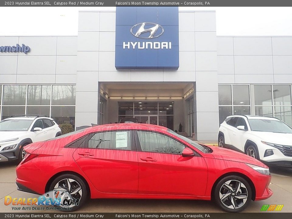 2023 Hyundai Elantra SEL Calypso Red / Medium Gray Photo #1