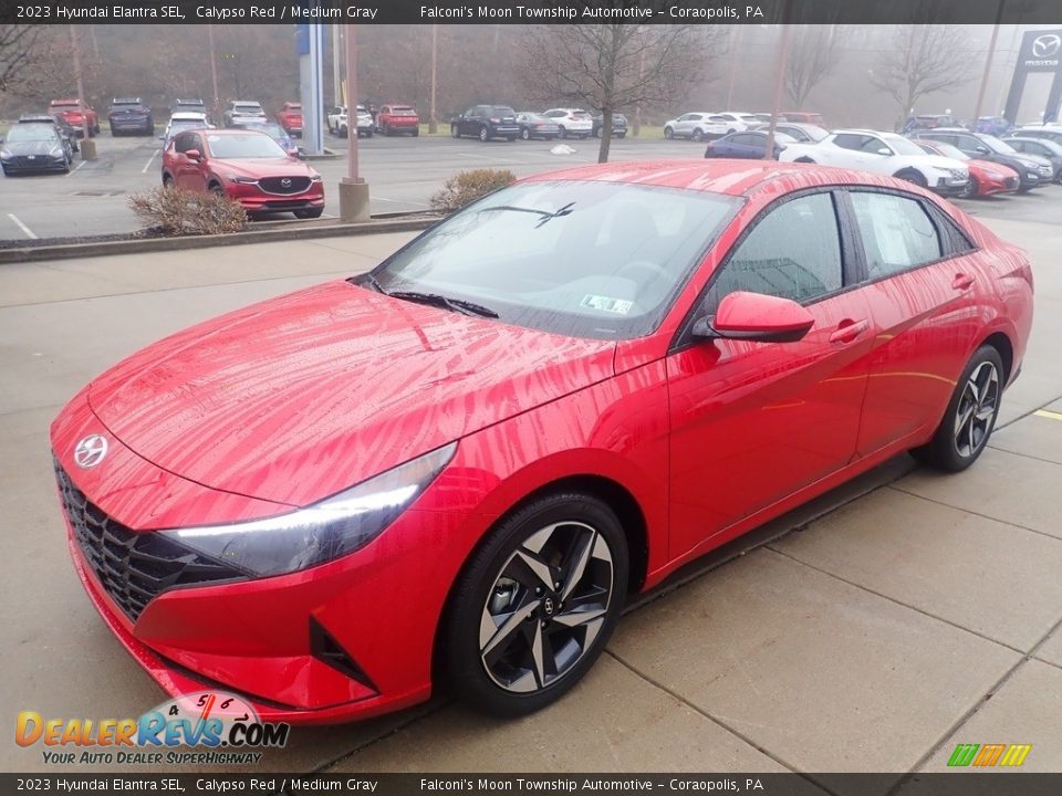 2023 Hyundai Elantra SEL Calypso Red / Medium Gray Photo #7