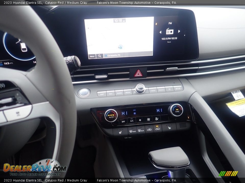 2023 Hyundai Elantra SEL Calypso Red / Medium Gray Photo #17