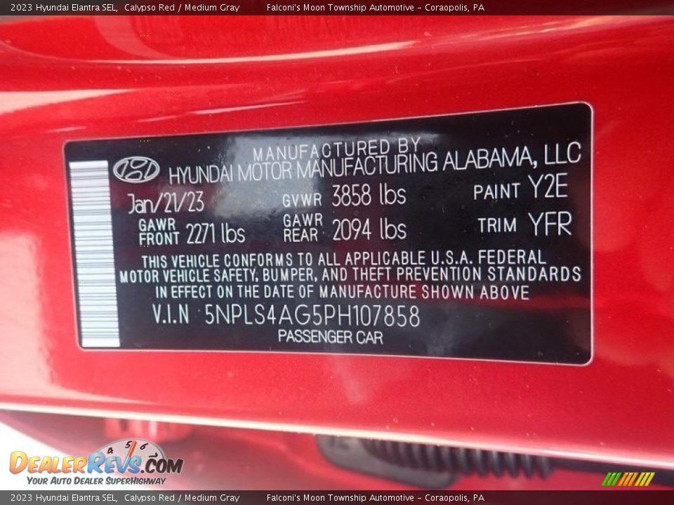 2023 Hyundai Elantra SEL Calypso Red / Medium Gray Photo #18