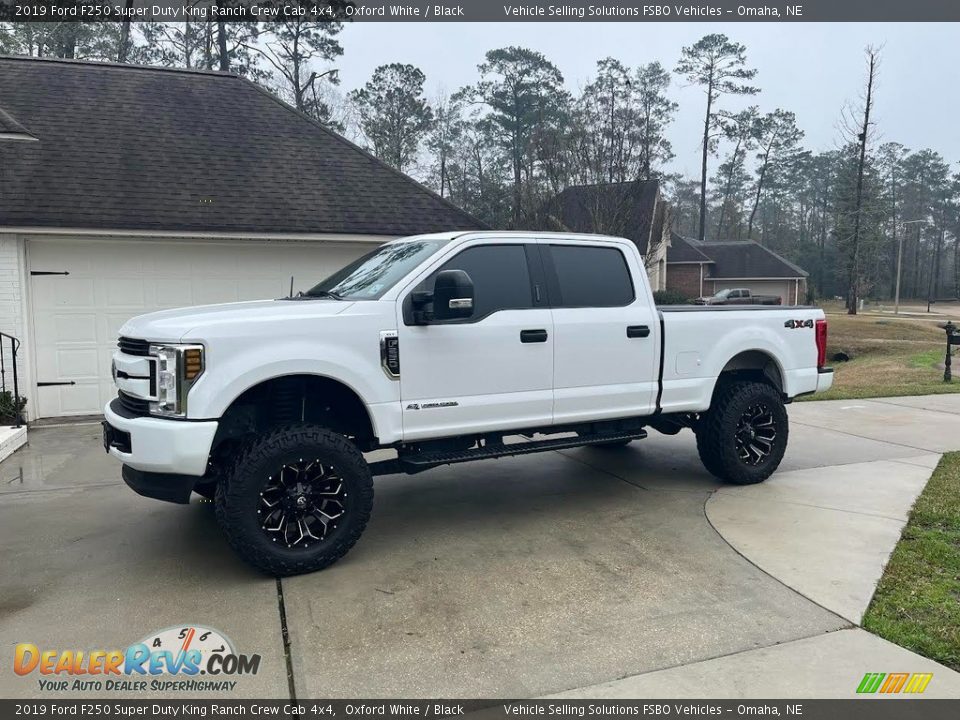 2019 Ford F250 Super Duty King Ranch Crew Cab 4x4 Oxford White / Black Photo #2