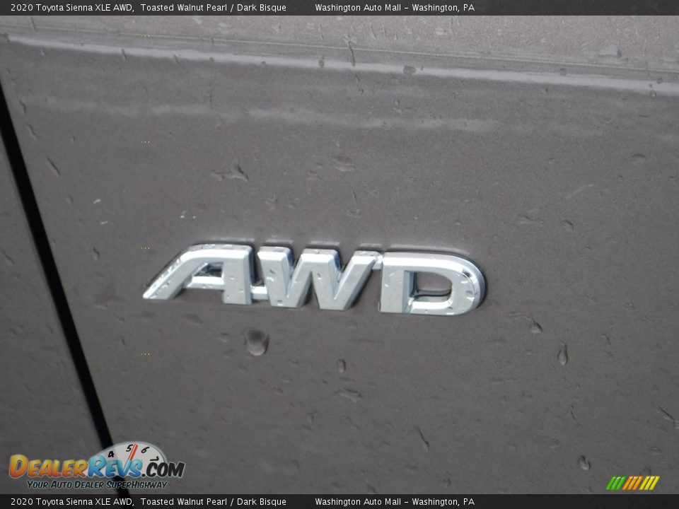 2020 Toyota Sienna XLE AWD Toasted Walnut Pearl / Dark Bisque Photo #4