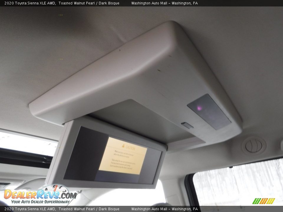 Entertainment System of 2020 Toyota Sienna XLE AWD Photo #5