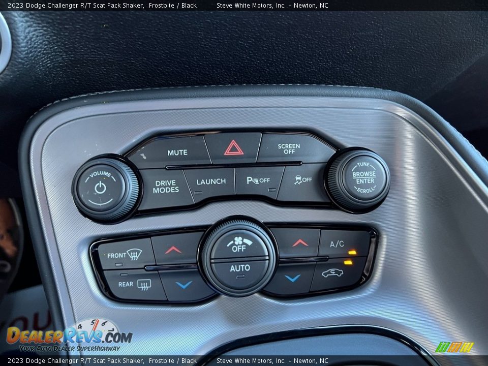 Controls of 2023 Dodge Challenger R/T Scat Pack Shaker Photo #24