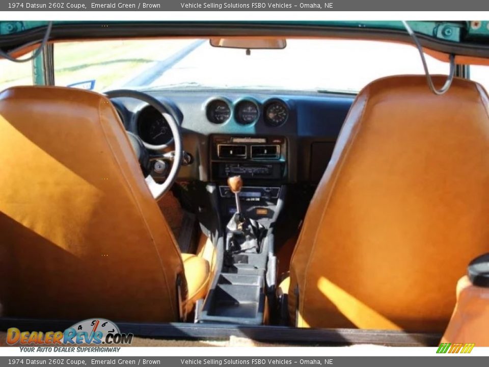 Rear Seat of 1974 Datsun 260Z Coupe Photo #18