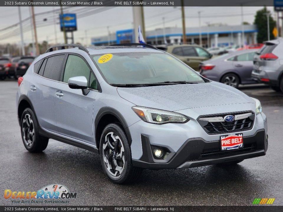 Front 3/4 View of 2023 Subaru Crosstrek Limited Photo #10