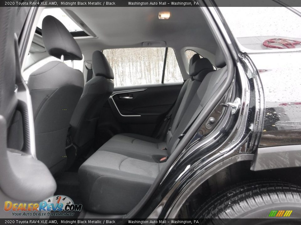 2020 Toyota RAV4 XLE AWD Midnight Black Metallic / Black Photo #30