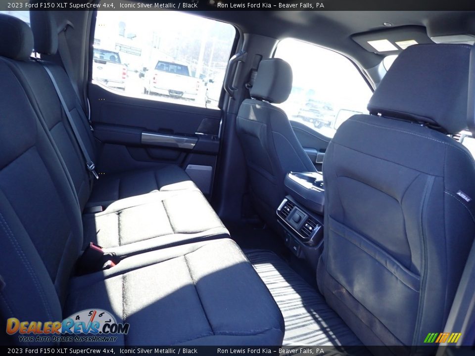 2023 Ford F150 XLT SuperCrew 4x4 Iconic Silver Metallic / Black Photo #10