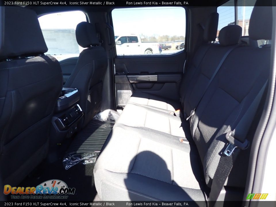 2023 Ford F150 XLT SuperCrew 4x4 Iconic Silver Metallic / Black Photo #12