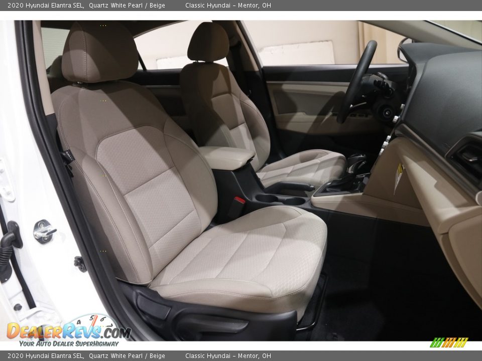 2020 Hyundai Elantra SEL Quartz White Pearl / Beige Photo #14