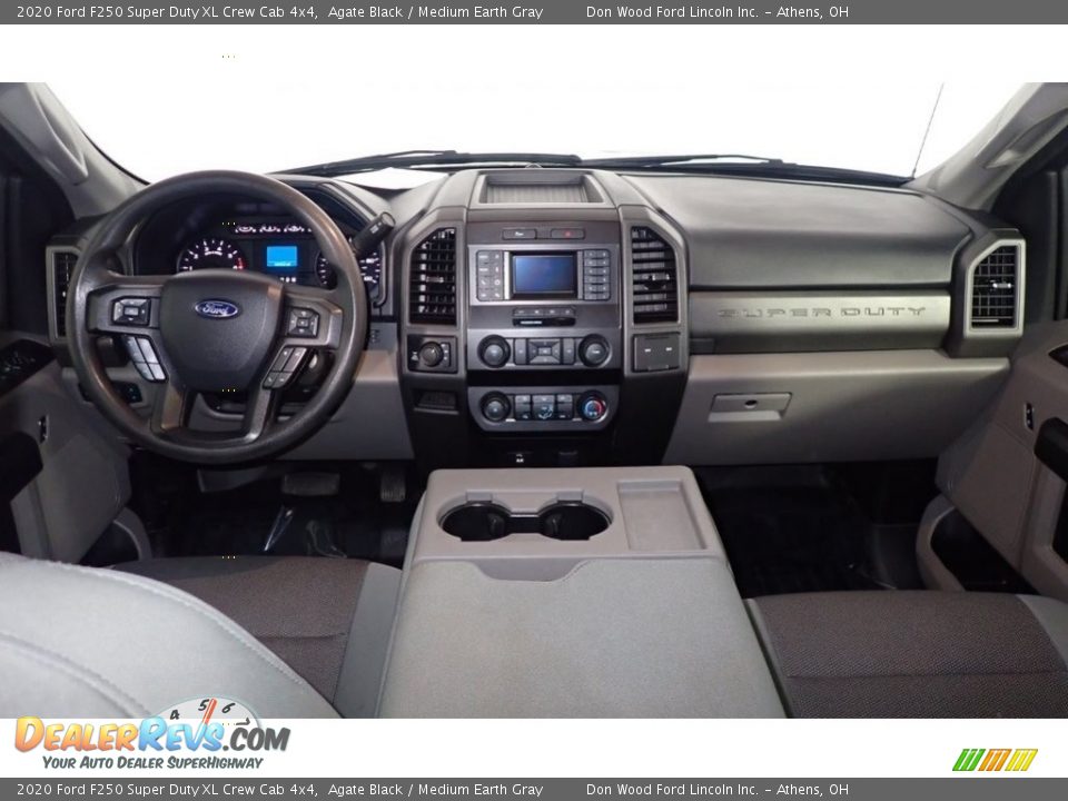 2020 Ford F250 Super Duty XL Crew Cab 4x4 Agate Black / Medium Earth Gray Photo #18