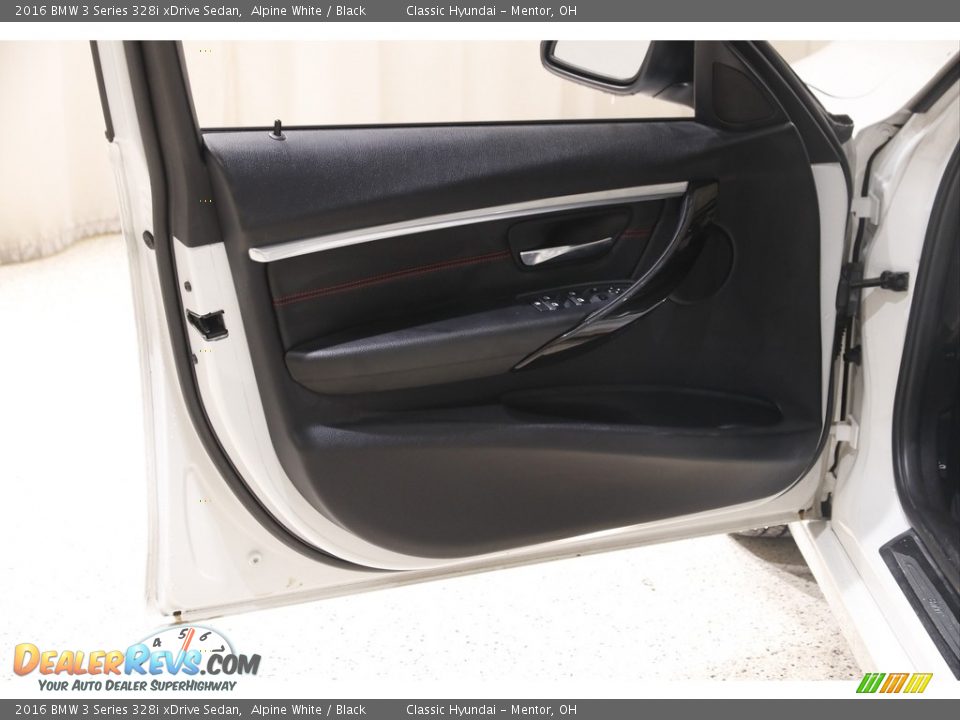 2016 BMW 3 Series 328i xDrive Sedan Alpine White / Black Photo #4