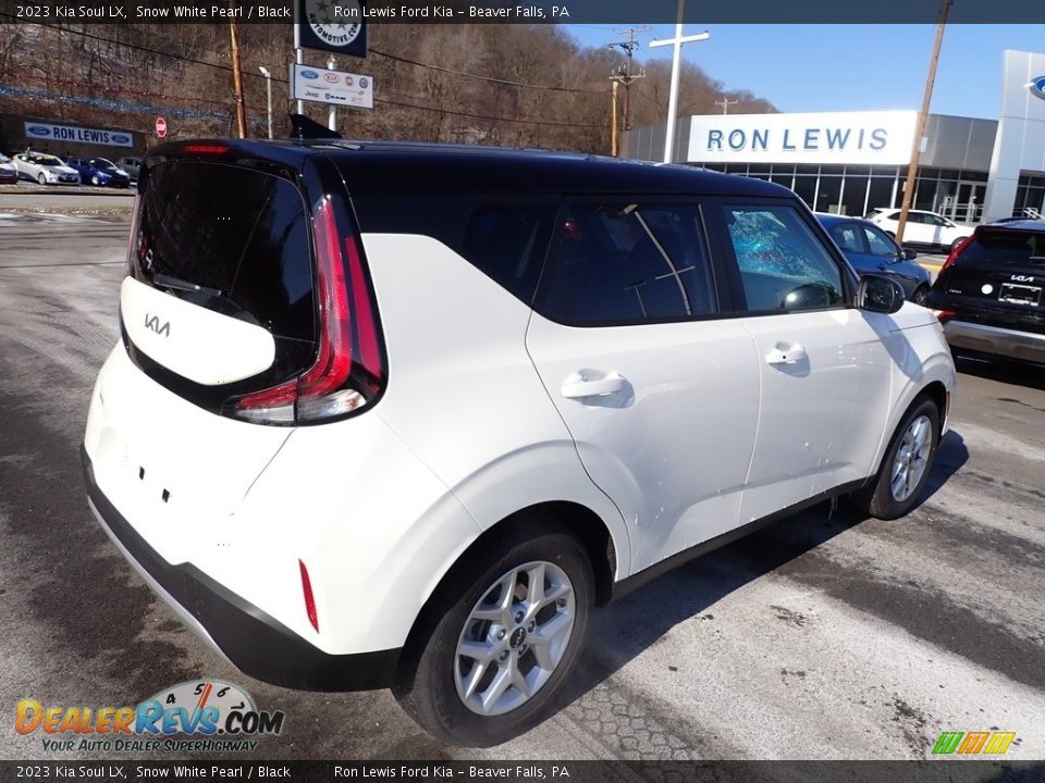 2023 Kia Soul LX Snow White Pearl / Black Photo #8