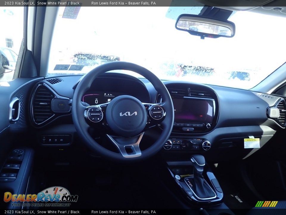 2023 Kia Soul LX Snow White Pearl / Black Photo #13