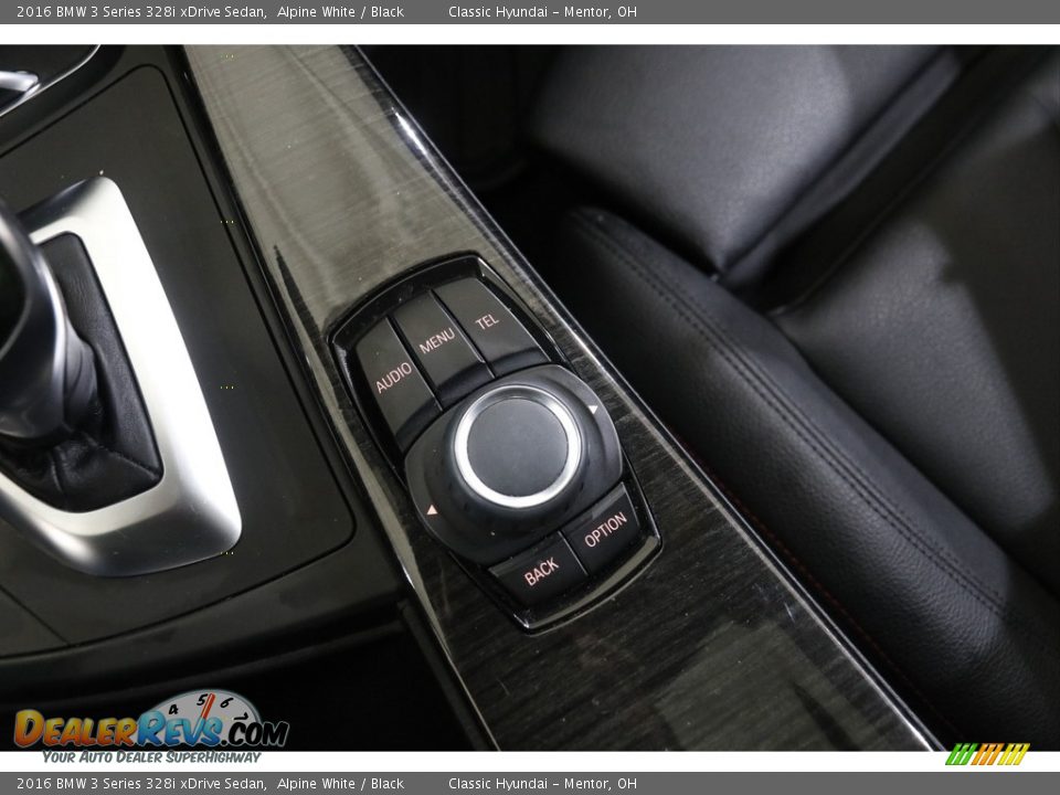 2016 BMW 3 Series 328i xDrive Sedan Alpine White / Black Photo #15