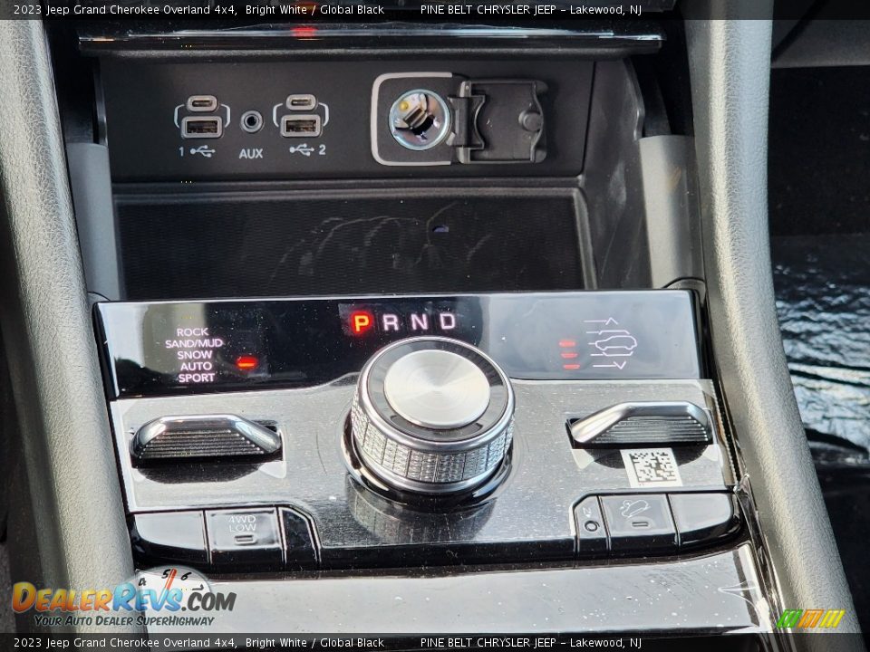 2023 Jeep Grand Cherokee Overland 4x4 Shifter Photo #13