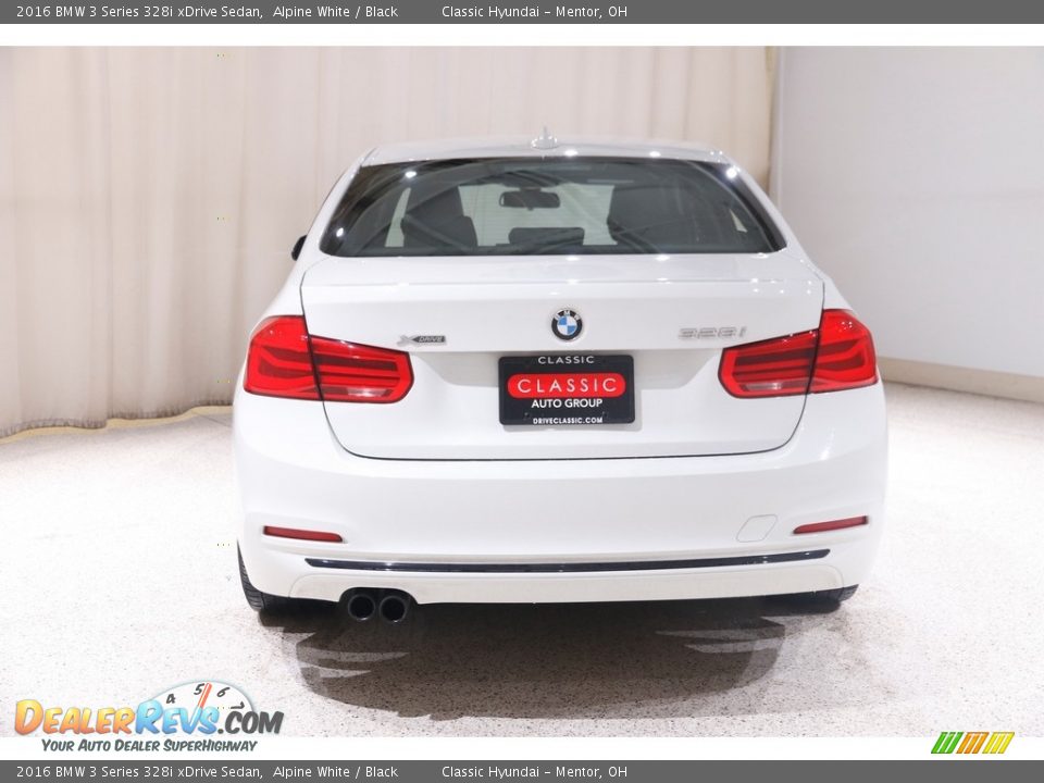 2016 BMW 3 Series 328i xDrive Sedan Alpine White / Black Photo #19