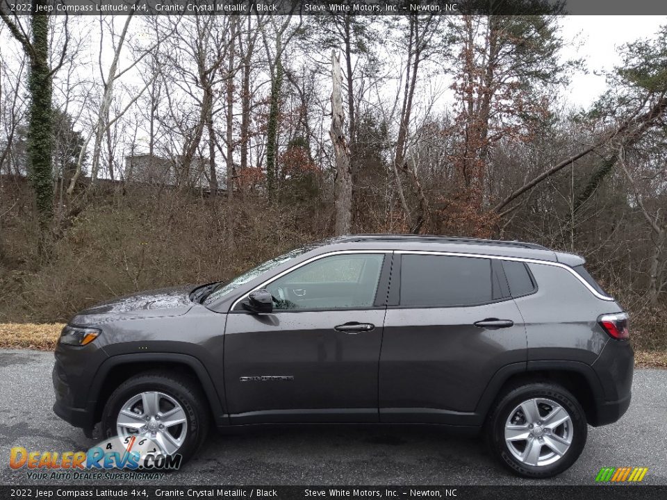 2022 Jeep Compass Latitude 4x4 Granite Crystal Metallic / Black Photo #1