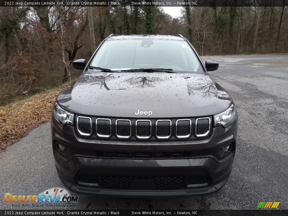 2022 Jeep Compass Latitude 4x4 Granite Crystal Metallic / Black Photo #3