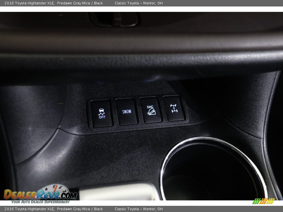 2016 Toyota Highlander XLE Predawn Gray Mica / Black Photo #16