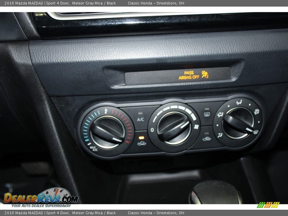 Controls of 2016 Mazda MAZDA3 i Sport 4 Door Photo #34