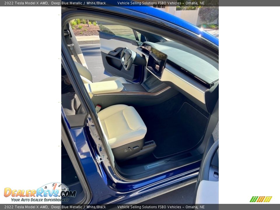 2022 Tesla Model X AWD Deep Blue Metallic / White/Black Photo #3