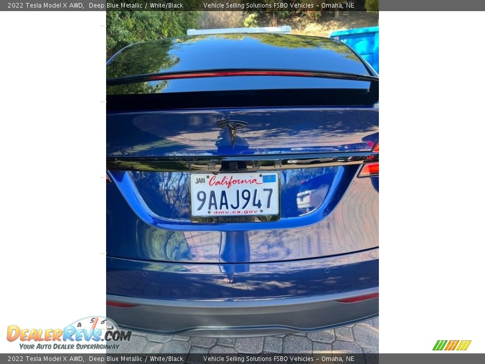 2022 Tesla Model X AWD Deep Blue Metallic / White/Black Photo #13