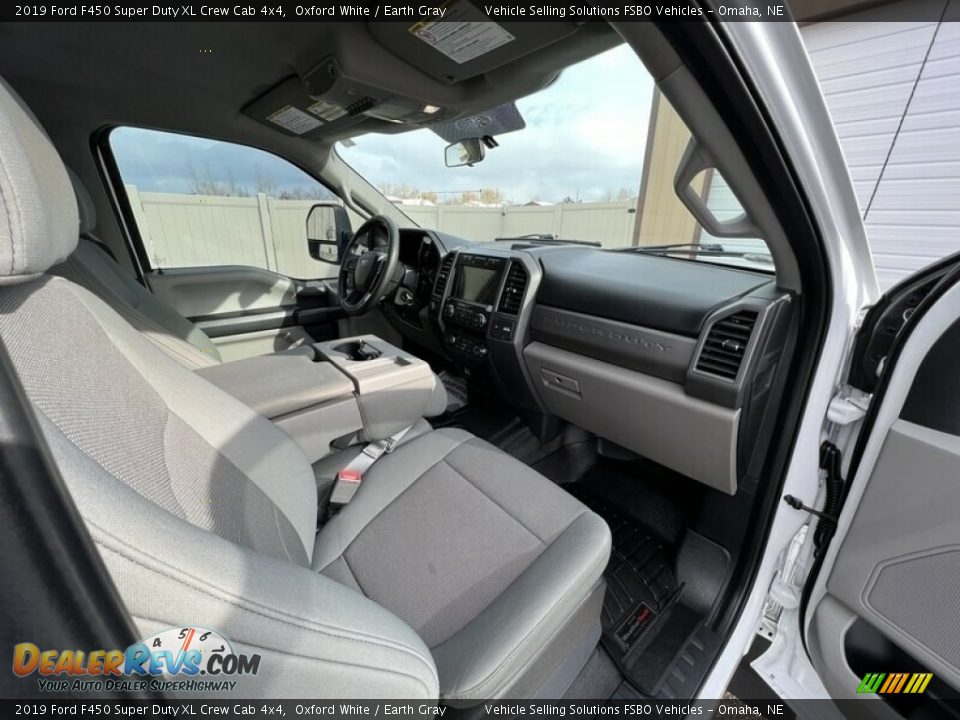 Front Seat of 2019 Ford F450 Super Duty XL Crew Cab 4x4 Photo #13