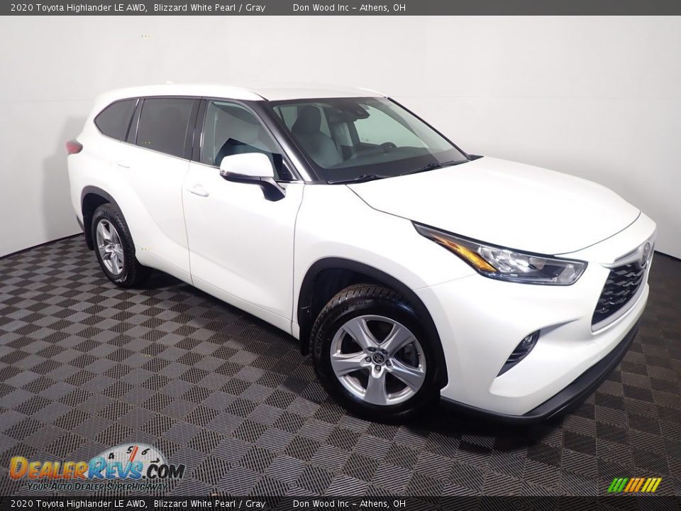 2020 Toyota Highlander LE AWD Blizzard White Pearl / Gray Photo #3