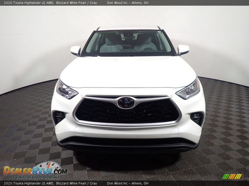 2020 Toyota Highlander LE AWD Blizzard White Pearl / Gray Photo #4