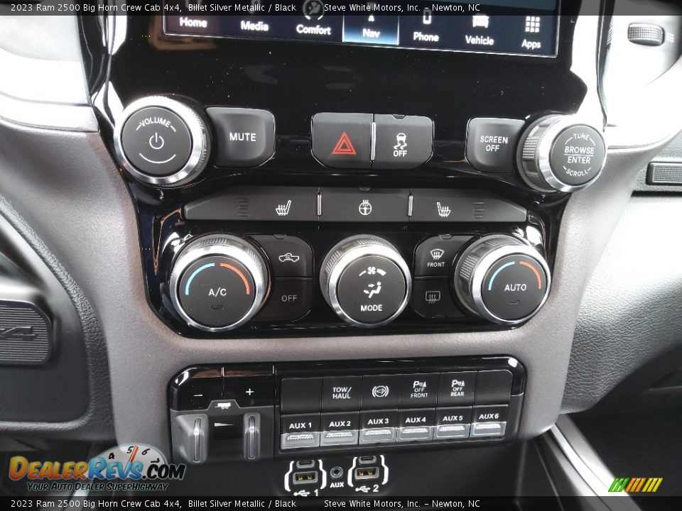 Controls of 2023 Ram 2500 Big Horn Crew Cab 4x4 Photo #28