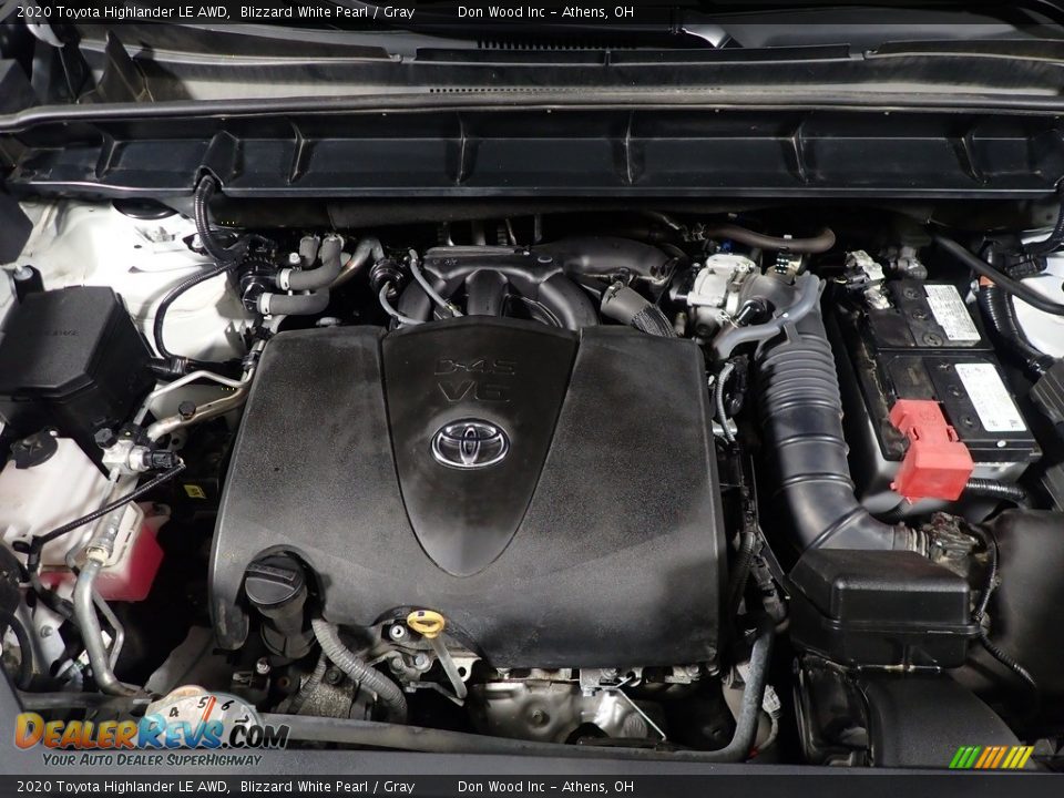 2020 Toyota Highlander LE AWD Blizzard White Pearl / Gray Photo #6