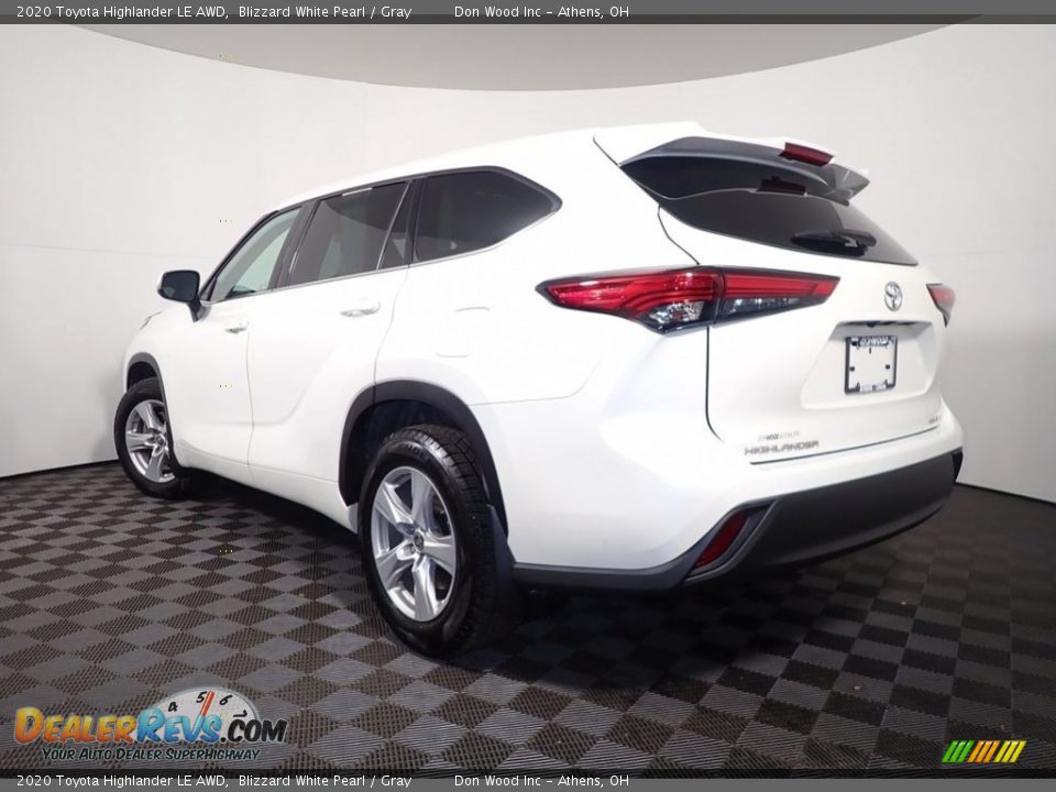 2020 Toyota Highlander LE AWD Blizzard White Pearl / Gray Photo #9
