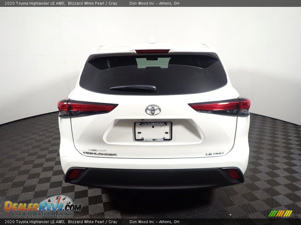 2020 Toyota Highlander LE AWD Blizzard White Pearl / Gray Photo #11
