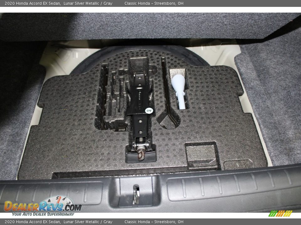 2020 Honda Accord EX Sedan Lunar Silver Metallic / Gray Photo #22